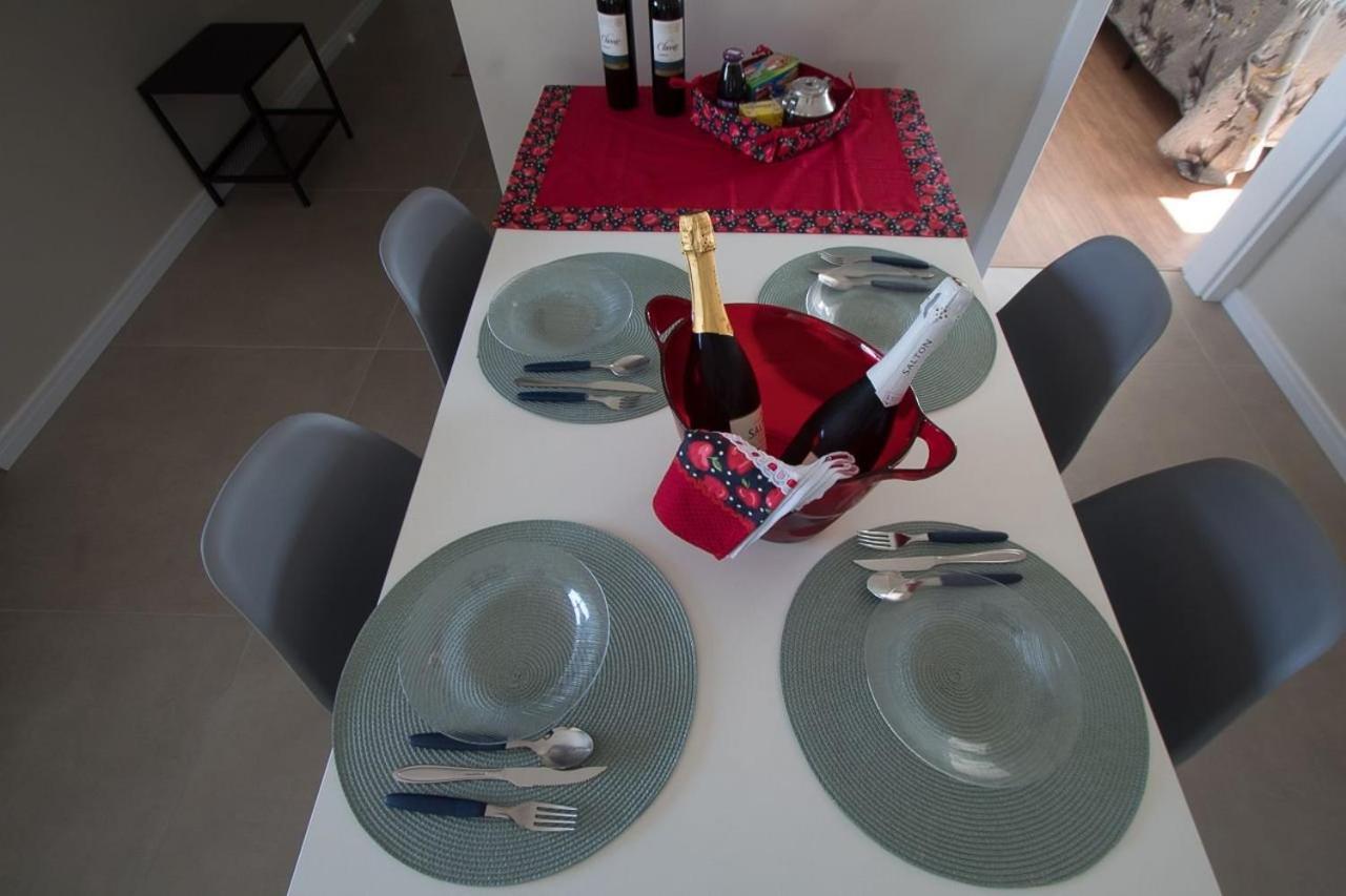 Dallas Apartamentos Na Via Gastronomica-Estacionamento-Amplos E Equipados-Wifi Bento Goncalves Bagian luar foto