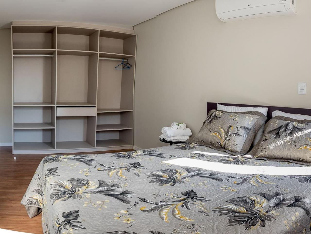 Dallas Apartamentos Na Via Gastronomica-Estacionamento-Amplos E Equipados-Wifi Bento Goncalves Bagian luar foto