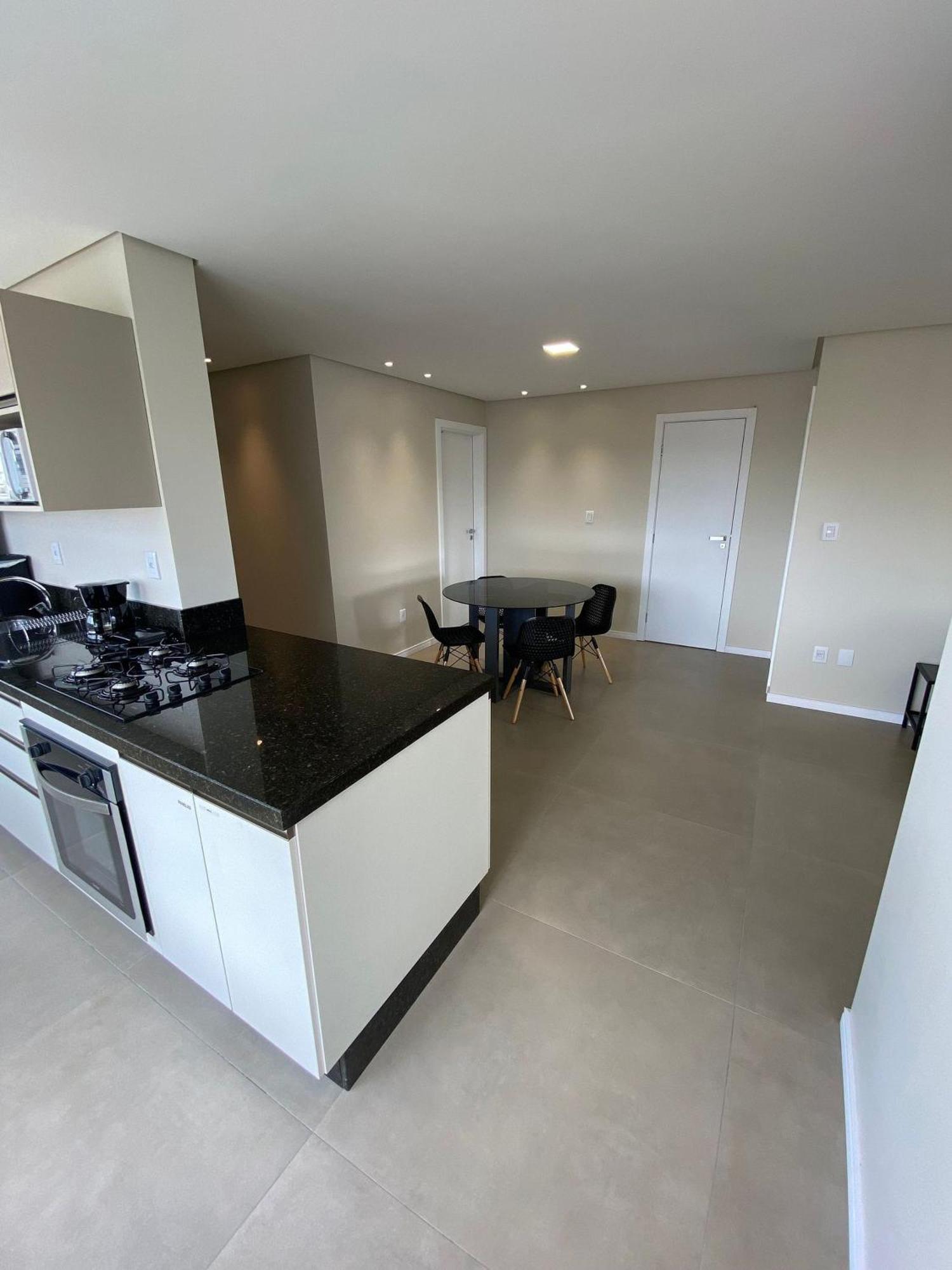 Dallas Apartamentos Na Via Gastronomica-Estacionamento-Amplos E Equipados-Wifi Bento Goncalves Bagian luar foto
