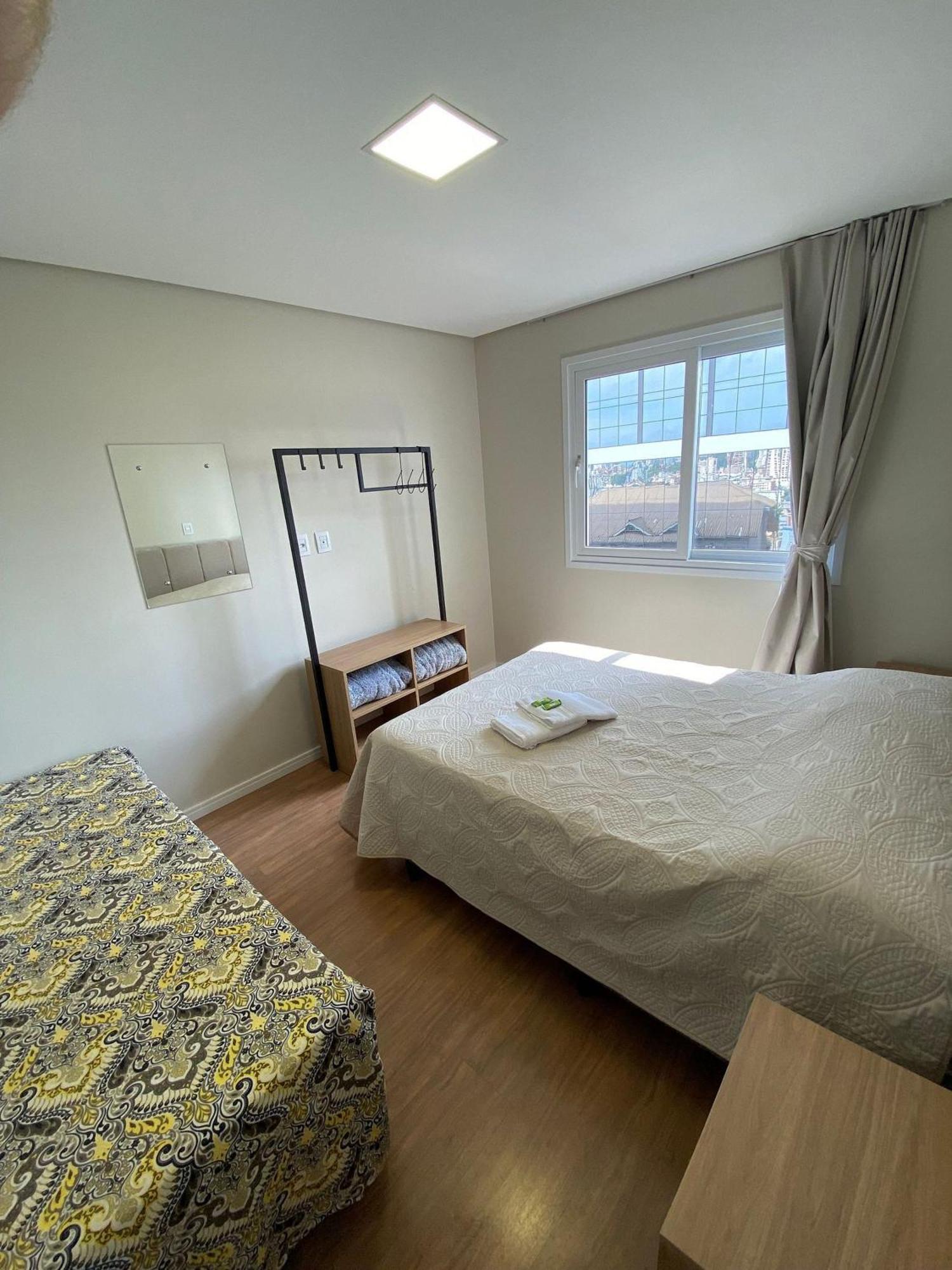 Dallas Apartamentos Na Via Gastronomica-Estacionamento-Amplos E Equipados-Wifi Bento Goncalves Bagian luar foto