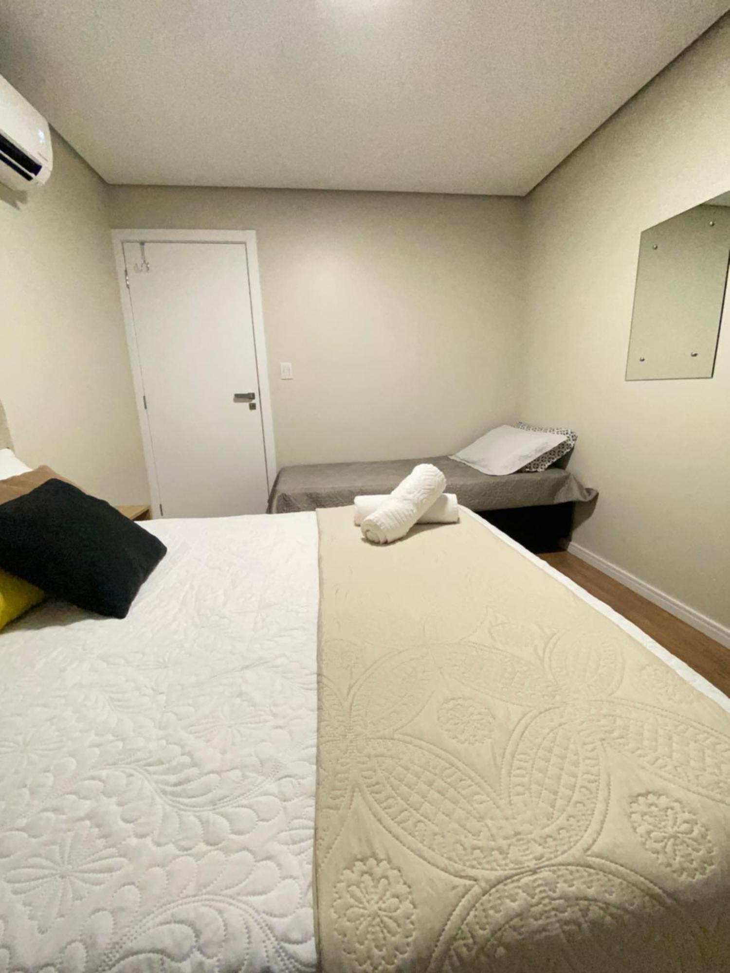 Dallas Apartamentos Na Via Gastronomica-Estacionamento-Amplos E Equipados-Wifi Bento Goncalves Bagian luar foto