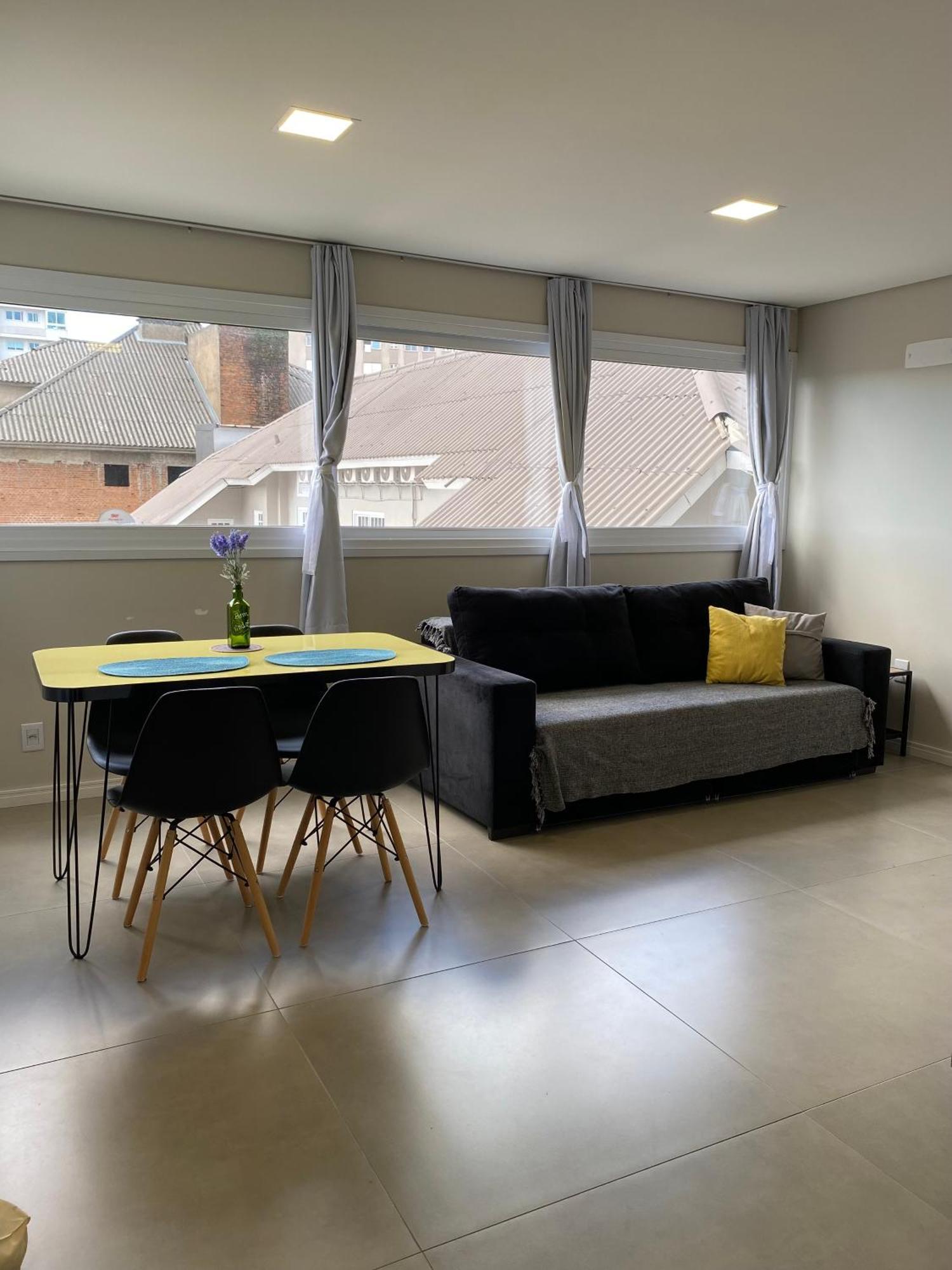 Dallas Apartamentos Na Via Gastronomica-Estacionamento-Amplos E Equipados-Wifi Bento Goncalves Bagian luar foto